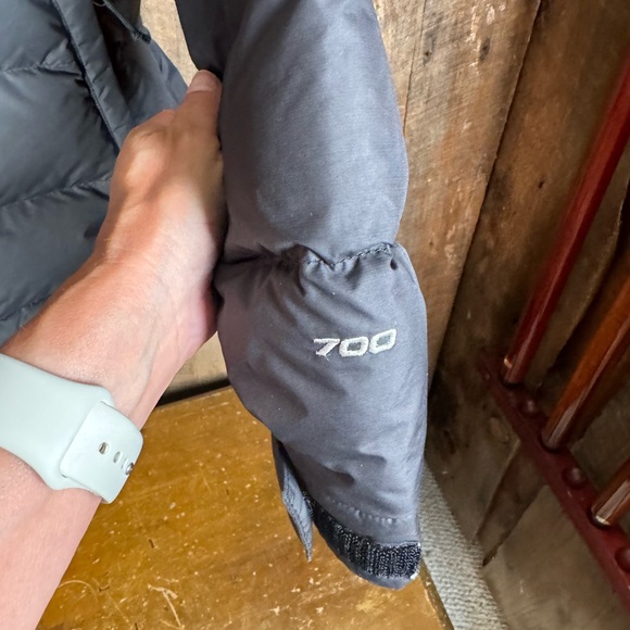 The North Face Women’s 700 Down Filled Puffer Jacket- Size Small - Picture 6 of 15